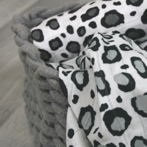 Bamboo & Organic Cotton Large Muslinz